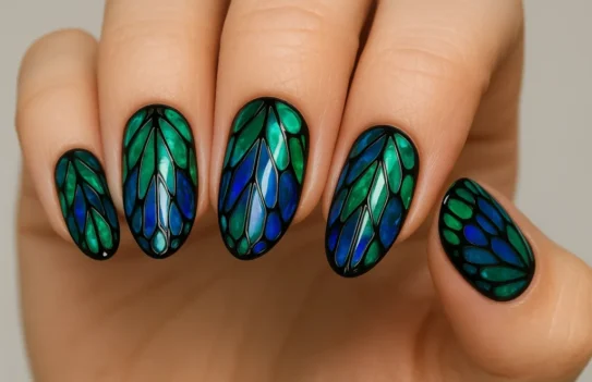 mix gree nails
