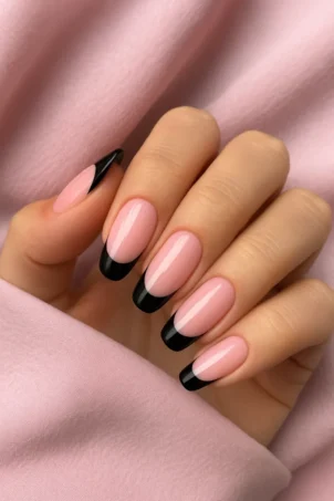 black round nail hands