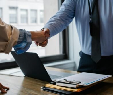 a women negotiatior